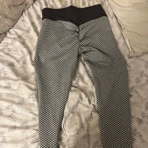 full length booty enhancing leggings